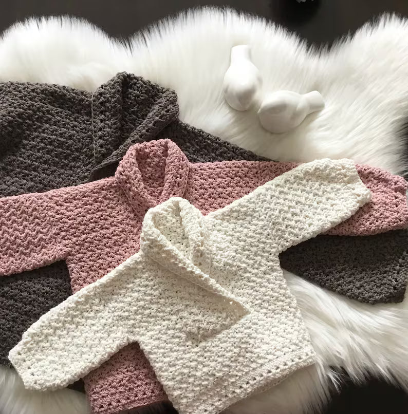 Crochet Pattern PDF Baby Girl Ruffled Romper For five sizes: 0–4 years